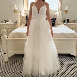Wedding dress/prom dress, white tulle ruffle, spaghetti strap